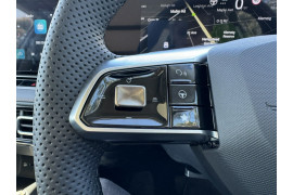 2024 MY25 MG HS AS33 Essence SUV