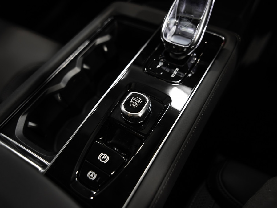 2026 Volvo XC90 L Series B5 Plus 2L MHEV AWD SUV Image 12