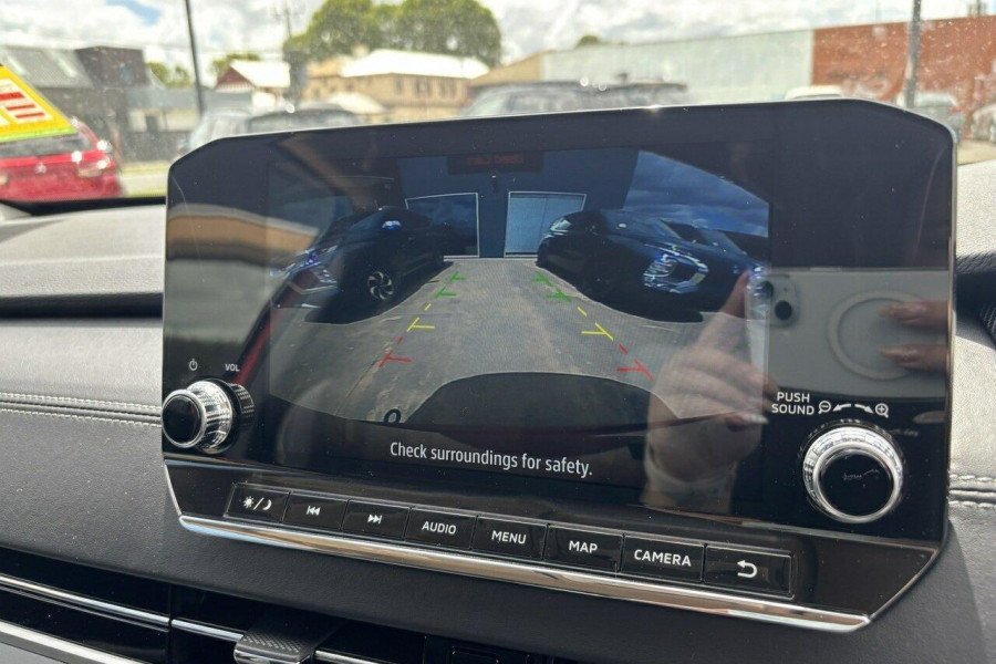 2024 Mitsubishi Outlander ZM LS SUV Image 23