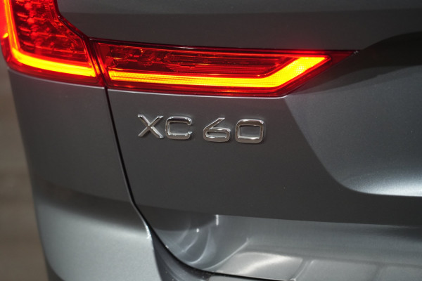 2020 Volvo XC60 UZ D4 Inscription SUV image 11