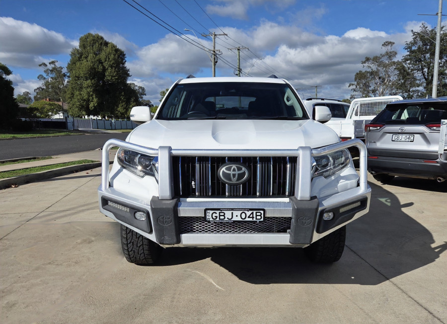 2019 Toyota LandCruiser Prado GDJ150R GXL SUV Image 2