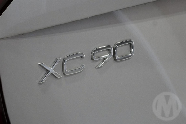 2025 MY26 Volvo XC90 L Series Ultra B5 Dark SUV Image 20