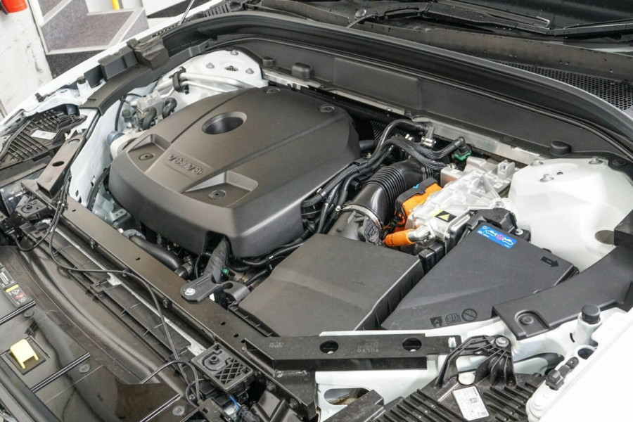 2025 MY26 Volvo XC60 UZ Plus T8 Plug-in Hybrid Dark SUV Image 20