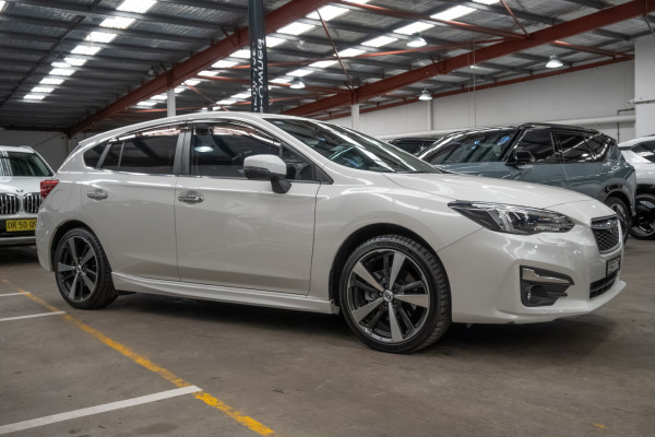 2019 Subaru Impreza G5 2.0i-S Hatch image 3