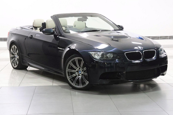 2011 BMW M3 E93  Convertible image 2