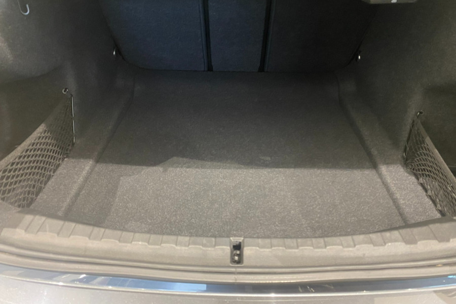 2021 BMW G20 - 3-07 G20 320i M 320i - M Sport Sedan Image 25