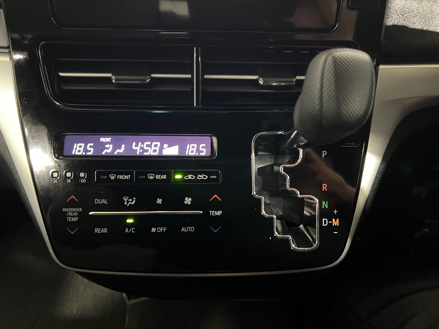 2018 Toyota Tarago ACR50R GLI Wagon Image 21