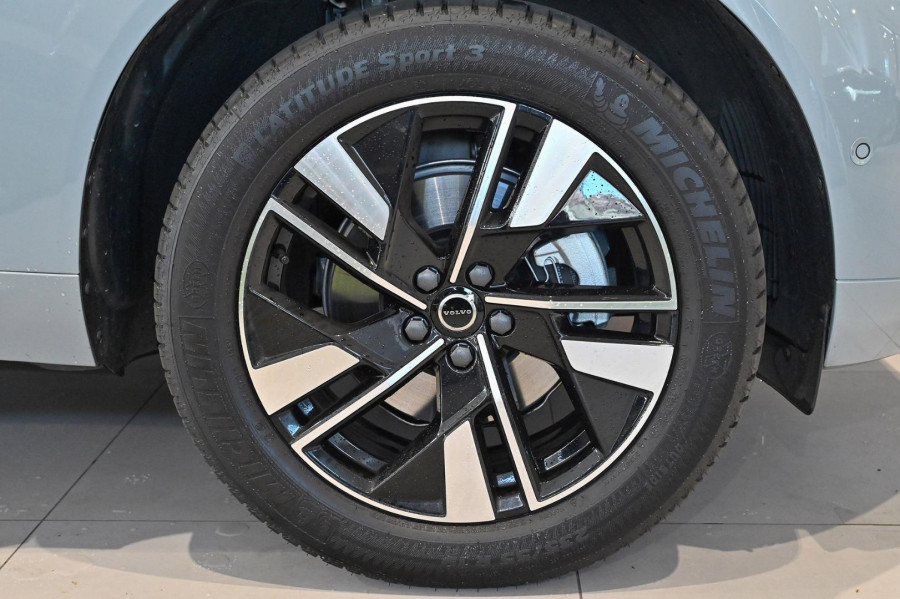 2026 Volvo XC60 UZ Plus B5 Bright SUV Image 21