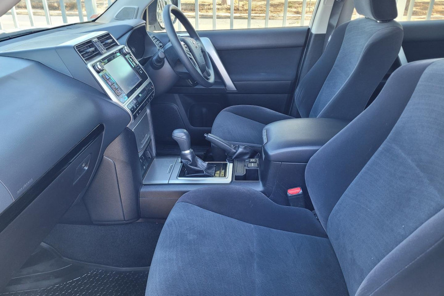 2019 Toyota LandCruiser Prado GDJ150R GX SUV Image 20
