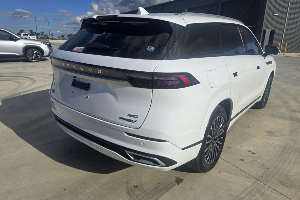 2026 MY27 Jaecoo J8  SHS SHS Summit Wagon Image 8