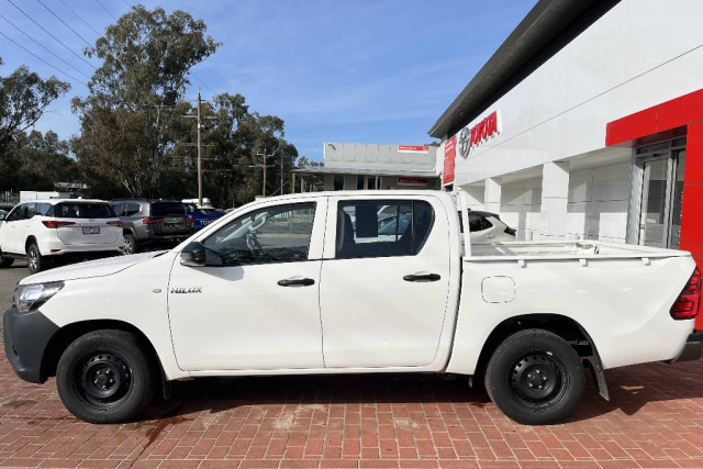 2021 Toyota HiLux WORKMATE (4X2)