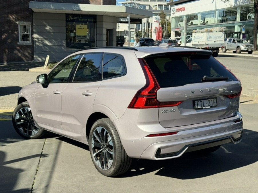 2025 MY26 Volvo XC60 UZ Ultra B5 Dark SUV Image 7