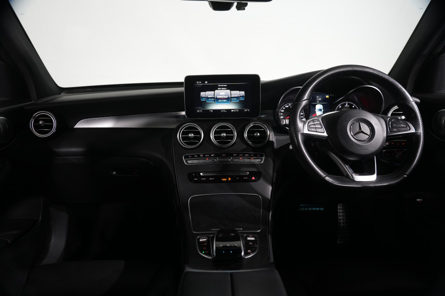 2017 Mercedes-Benz GLC-Class 350d SUV Image 13