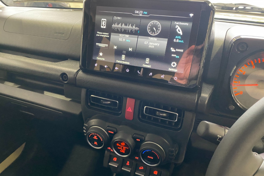 2024 Suzuki Jimny XL Wagon Image 13
