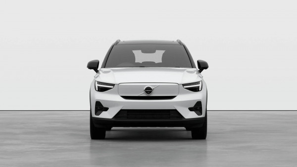 2026 Volvo EX40  Ultra Single Motor Extended Range SUV image 6