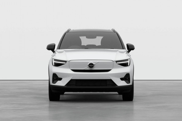 2026 Volvo EX40  Ultra Single Motor Extended Range SUV