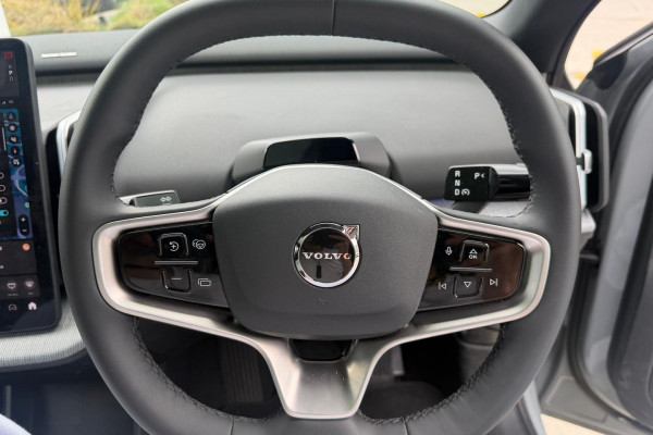 2024 MY25 Volvo EX30  Twin Motor Performance Ultra SUV Image 11
