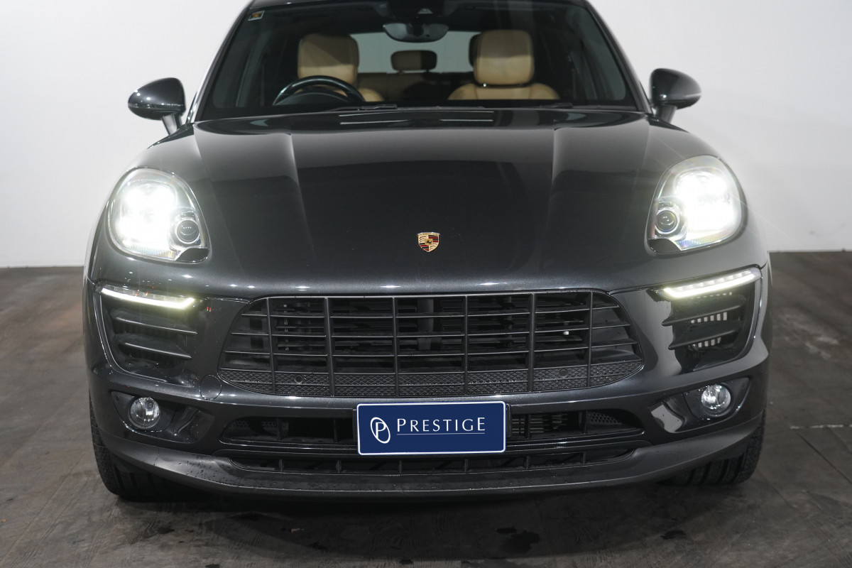 2018 Porsche Macan S SUV Image 3