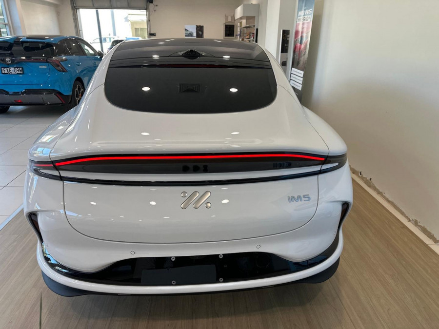 2026 MY25 MG IM5 P12L Premium Hatch Image 6