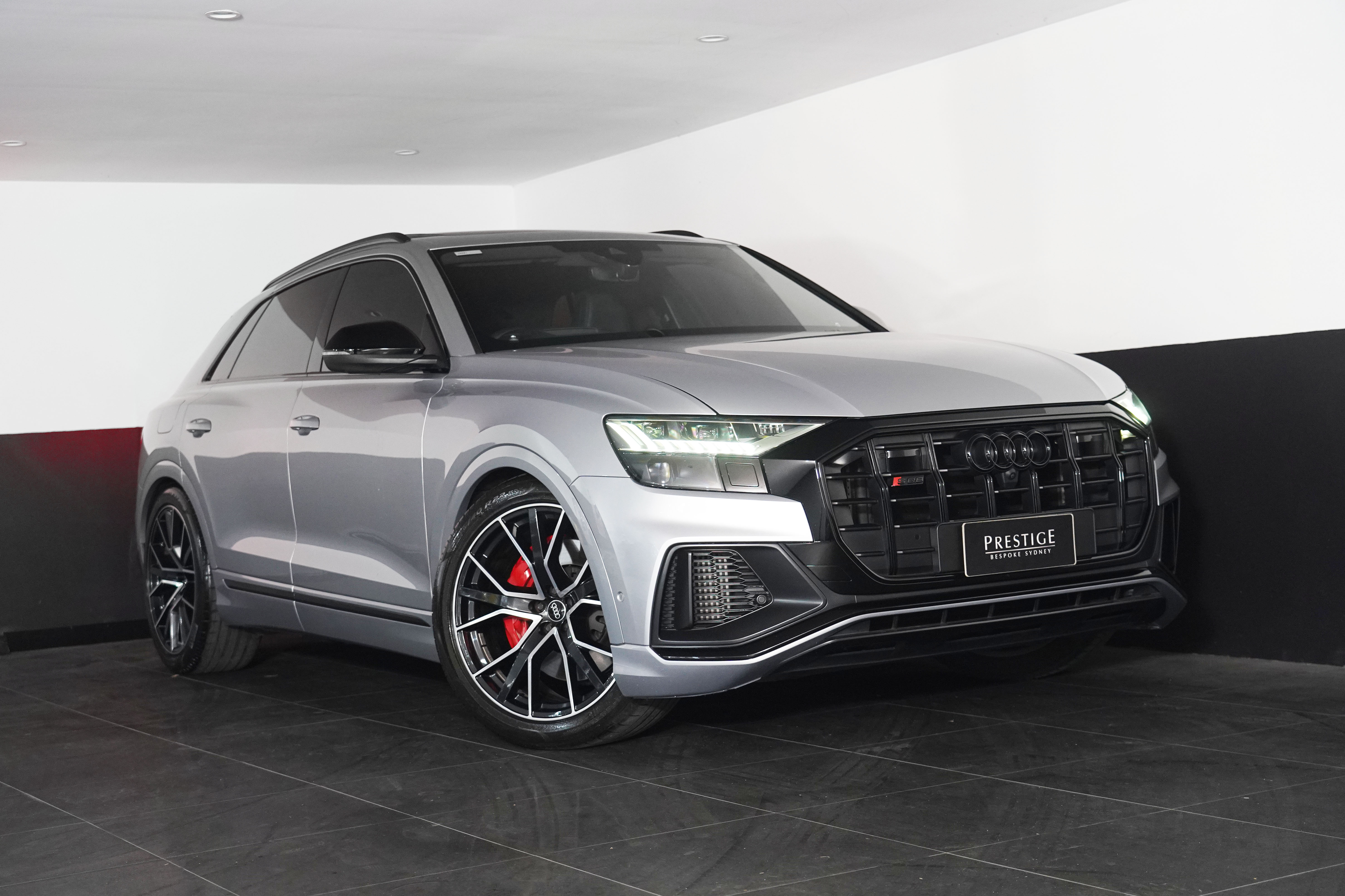 2022 Audi SQ8 TFSI SUV Image 12