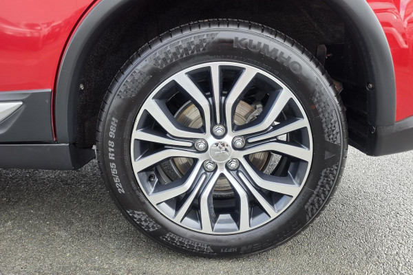 2018 MY18.5 Mitsubishi Outlander ZL LS SUV Image 11