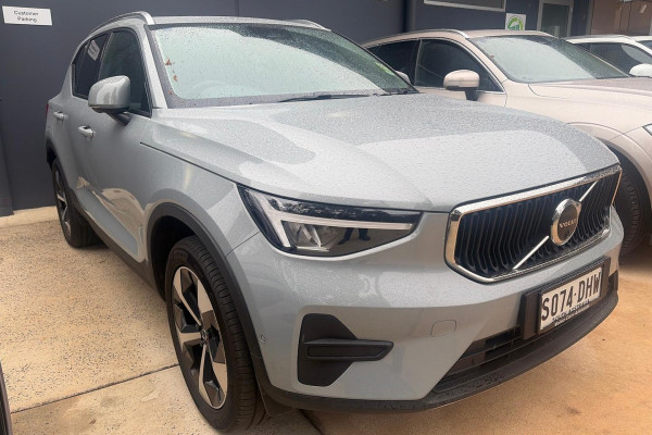 2025 MY26 Volvo XC40 XZ Plus B4 SUV Image 3
