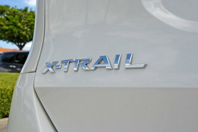 2015 Nissan X-Trail ST X-tronic 2WD 16 of 19