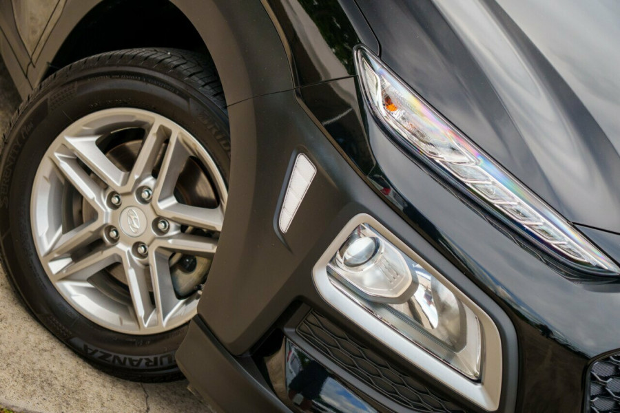 2017 MY18 Hyundai KONA OS Active SUV Image 6