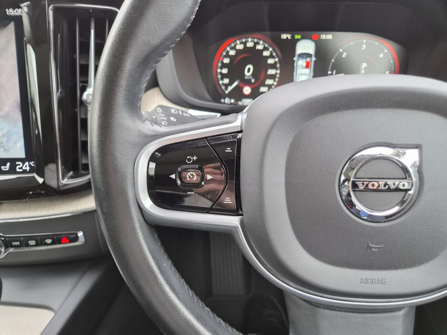 2018 Volvo XC60 UZ D4 Inscription SUV Image 18