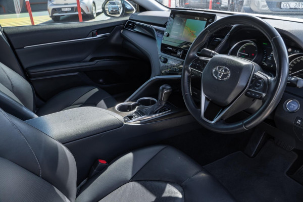 2023 Toyota Camry AXVH70R SX Hybrid Sedan Image 7