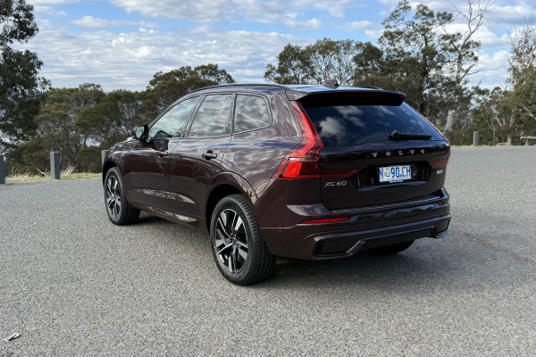 2025 MY26 Volvo XC60 UZ Plus T8 Plug-in Hybrid Dark SUV Image 5