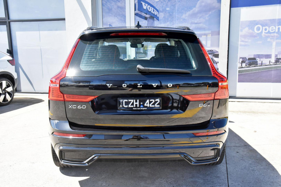 2023 Volvo XC60  Ultimate B6 Dark SUV Image 18