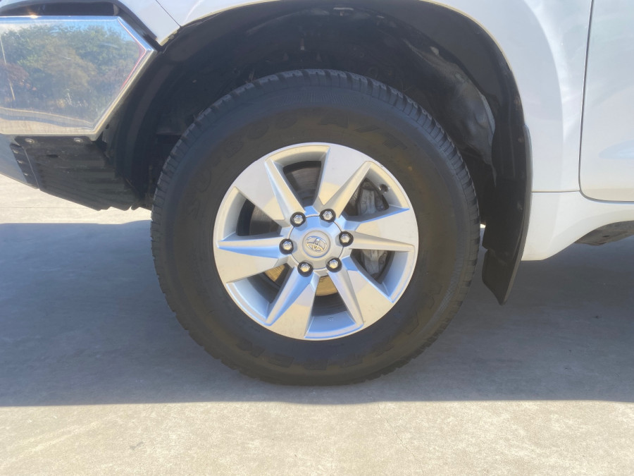 2018 Toyota LandCruiser Prado GDJ150R GXL SUV Image 21