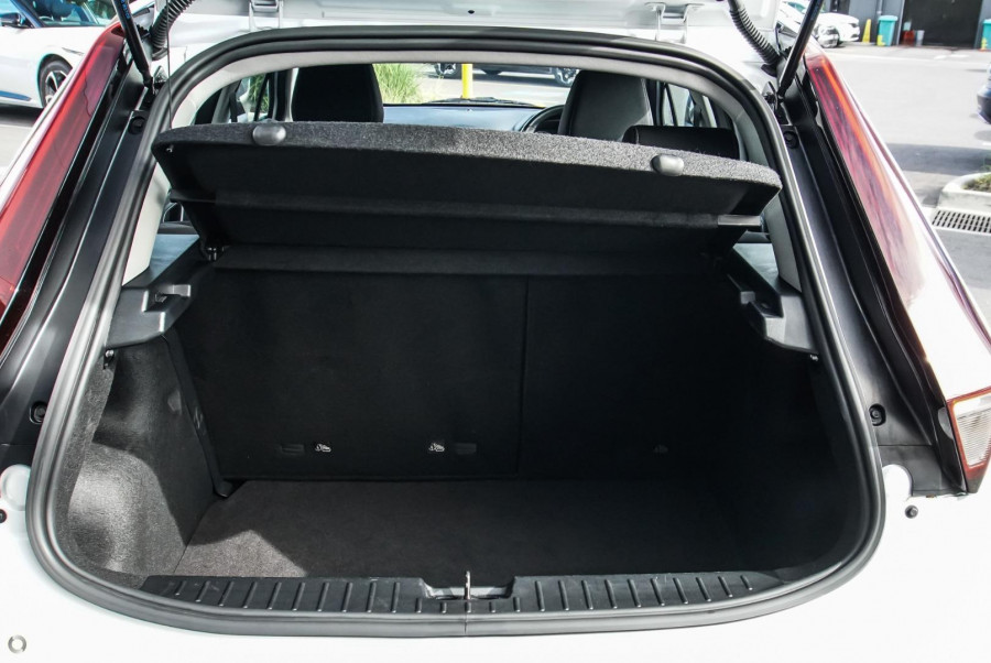 2024 MG MG3  Core Hatch Image 10