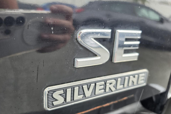 2015 MY14 Nissan Navara D40 Series 8 Silverline SE Dual Cab Pickup Image 15