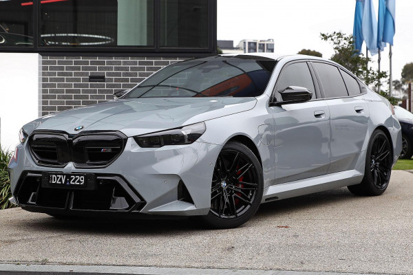 BMW M5 (No Badge) G90