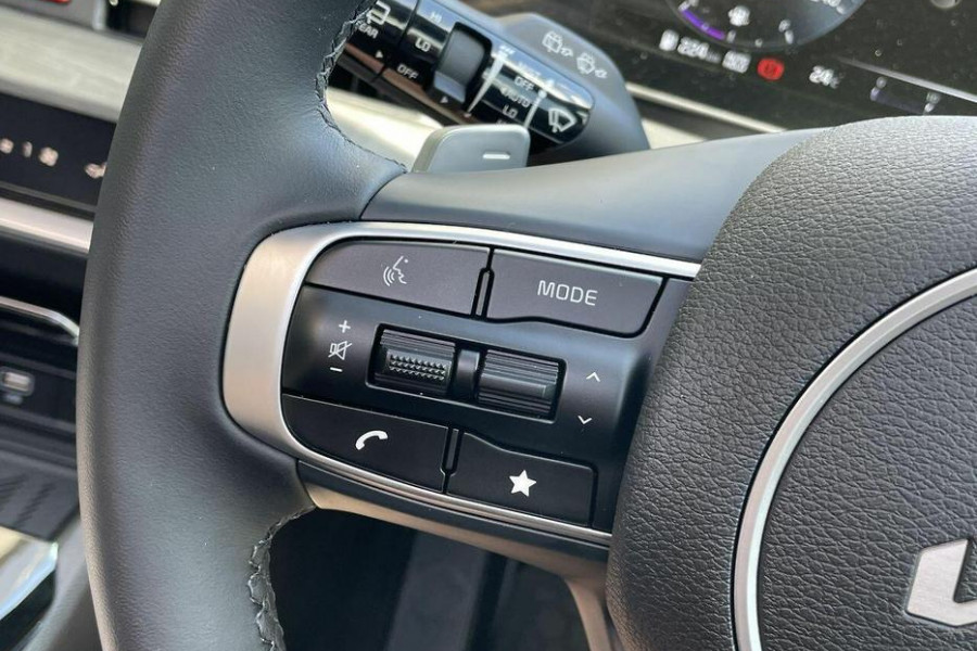 2025 Kia Sportage NQ5 GT-Line SUV Image 11