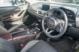 2017 Mazda 3 BN Series SP25 Astina Hatchback Image 5