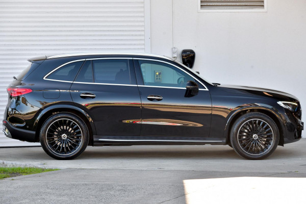 2024 Mercedes-Benz GLC-Class X254 GLC300 SUV image 3