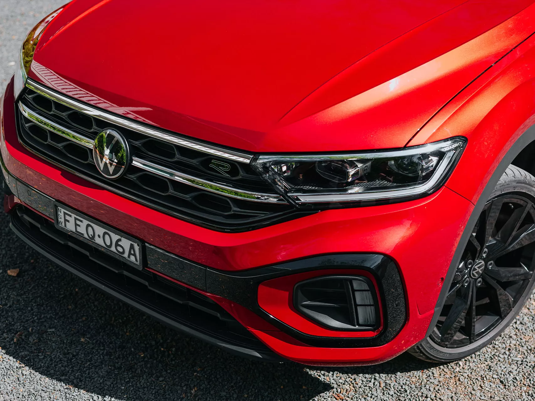 Light the way with LED performance headlights IQ.LIGHT LED Image
