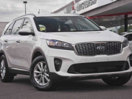 Kia Sorento Si UM