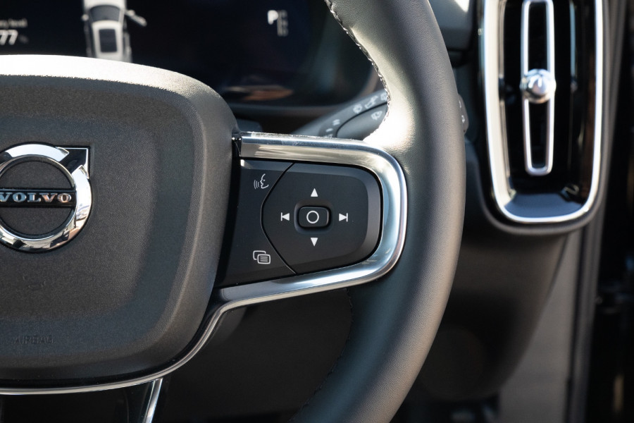 2026 MY25 Volvo EX40  Ultra Single Motor Extended Range SUV Image 26