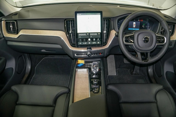 2025 MY26 Volvo XC60 UZ Plus T8 Plug-in Hybrid Dark SUV Image 5