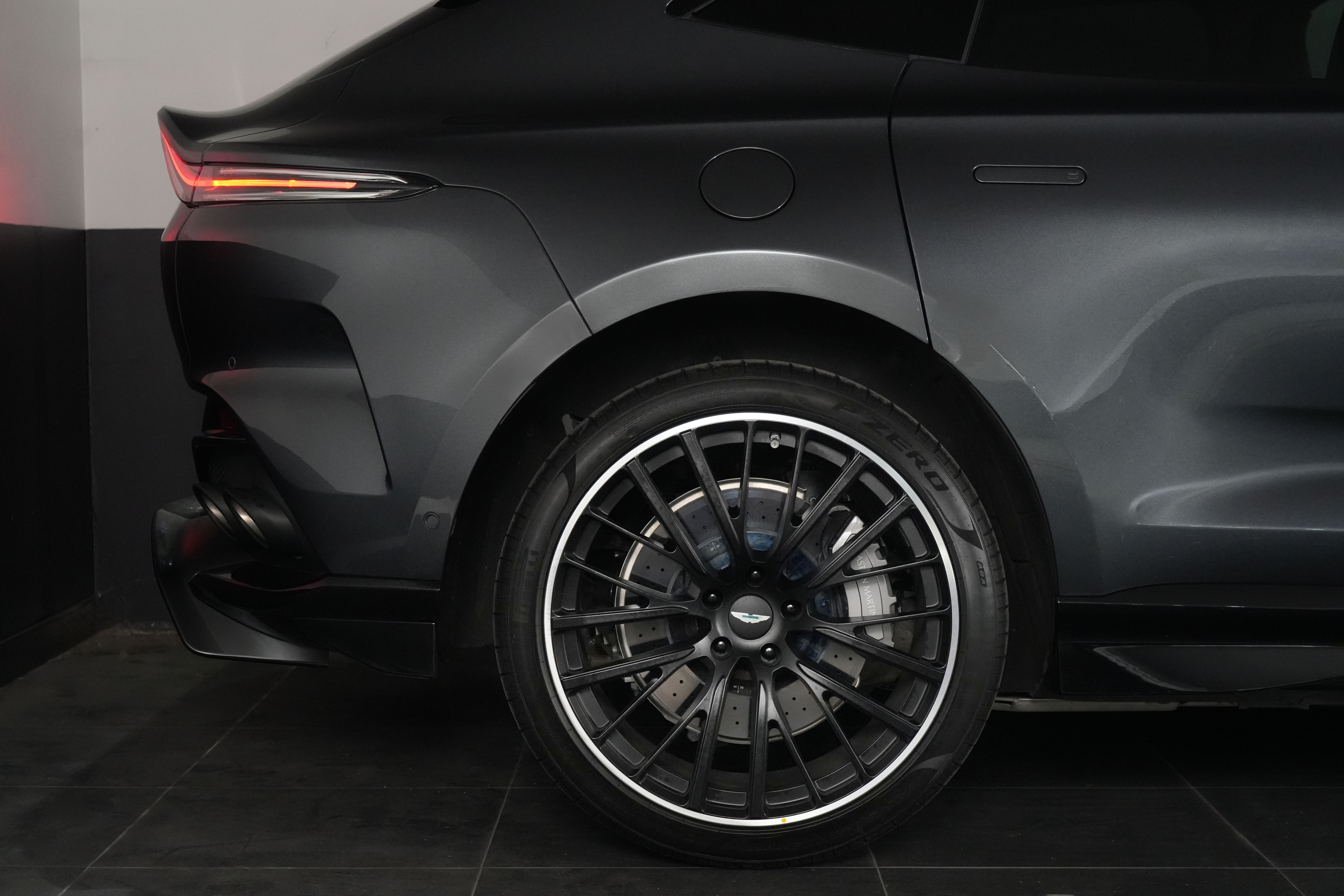 2023 Aston Martin DBX 707 SUV Image 20