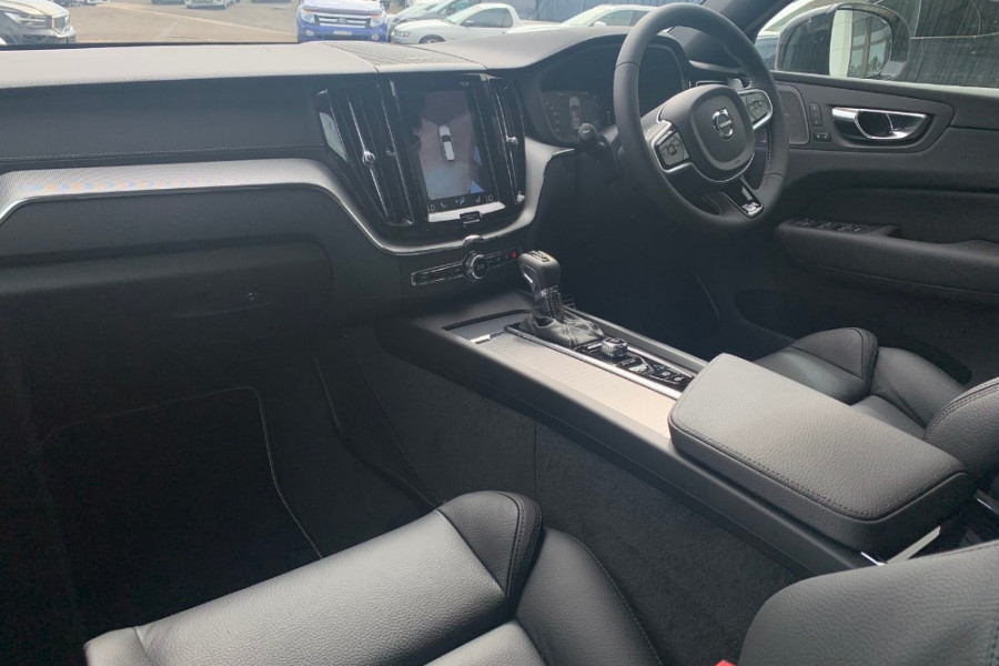 2020 Volvo XC60 UZ D5 R-Design Suv Image 6