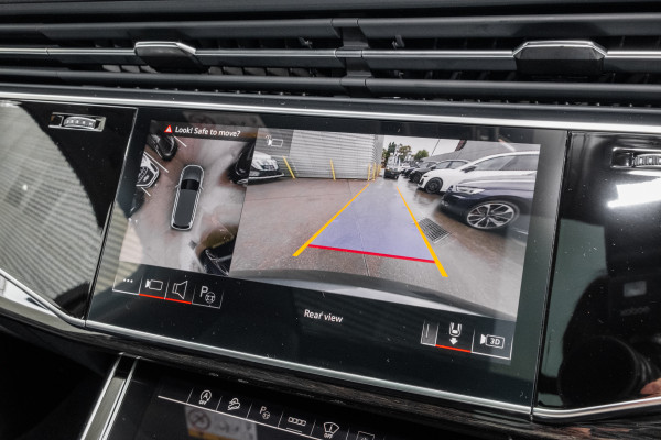 2026 MY25 Audi SQ7 4M TFSI SUV image 15
