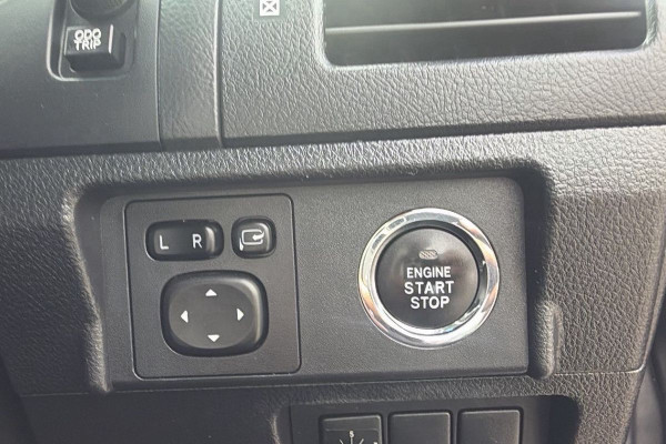 2014 Toyota LandCruiser Prado GDJ150R Altitude SUV Image 16