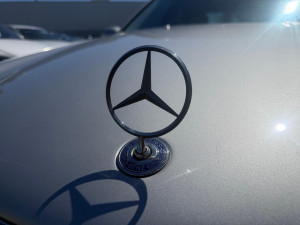 2004 Mercedes-Benz E-Class W211 E500 Elegance Sedan