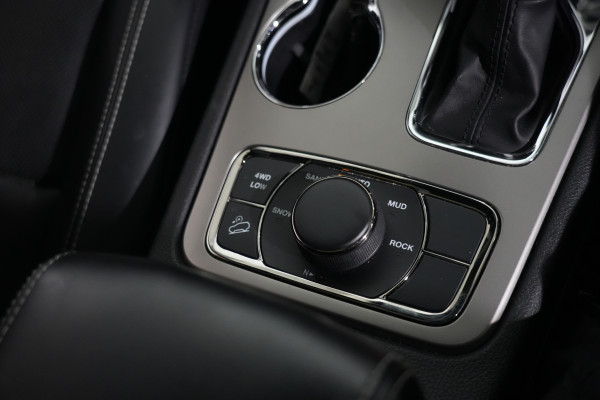 2021 Jeep Grand Cherokee Cherokee 80th Anniversary Special Edtn SUV Image 15