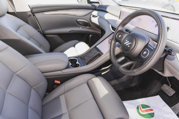 2025 MG IM6 S12L Platinum SUV Image 13